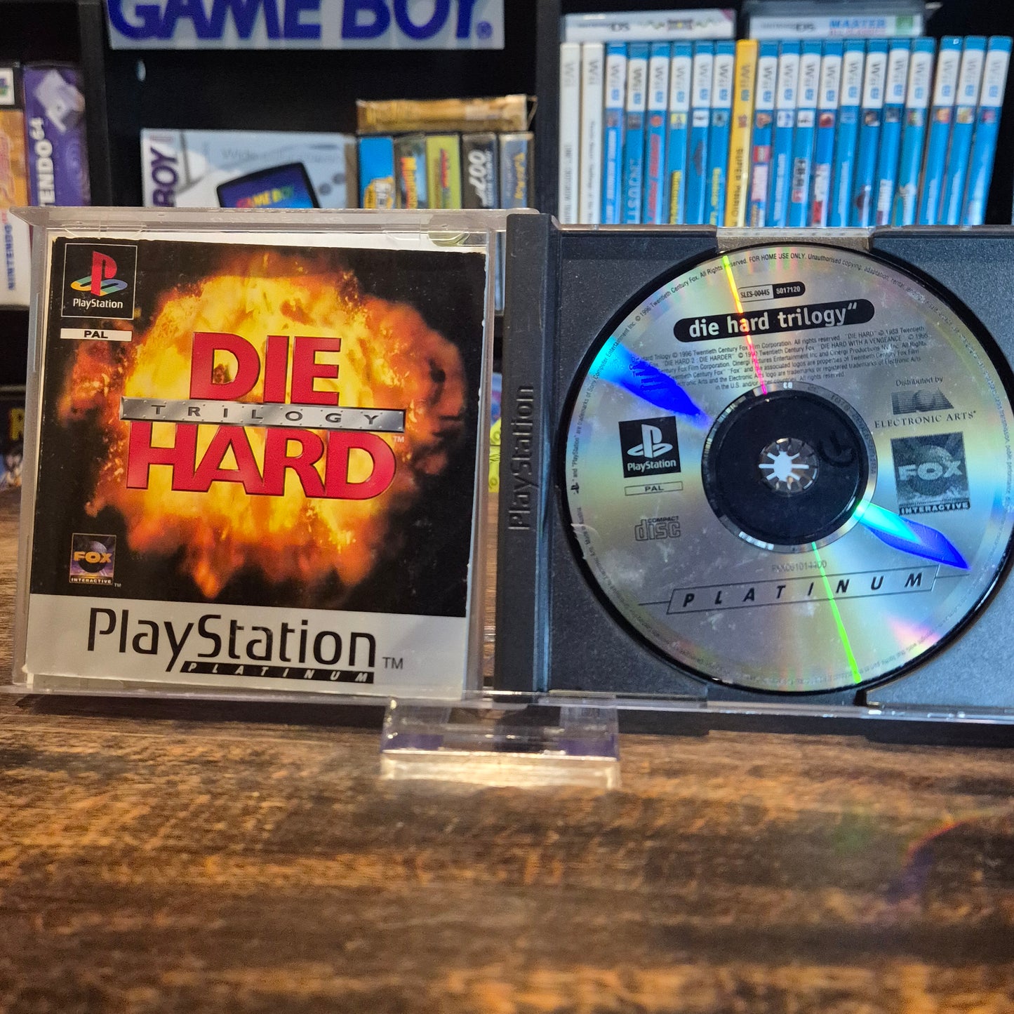 Die Hard Trilogy - Complete - Playstation 1