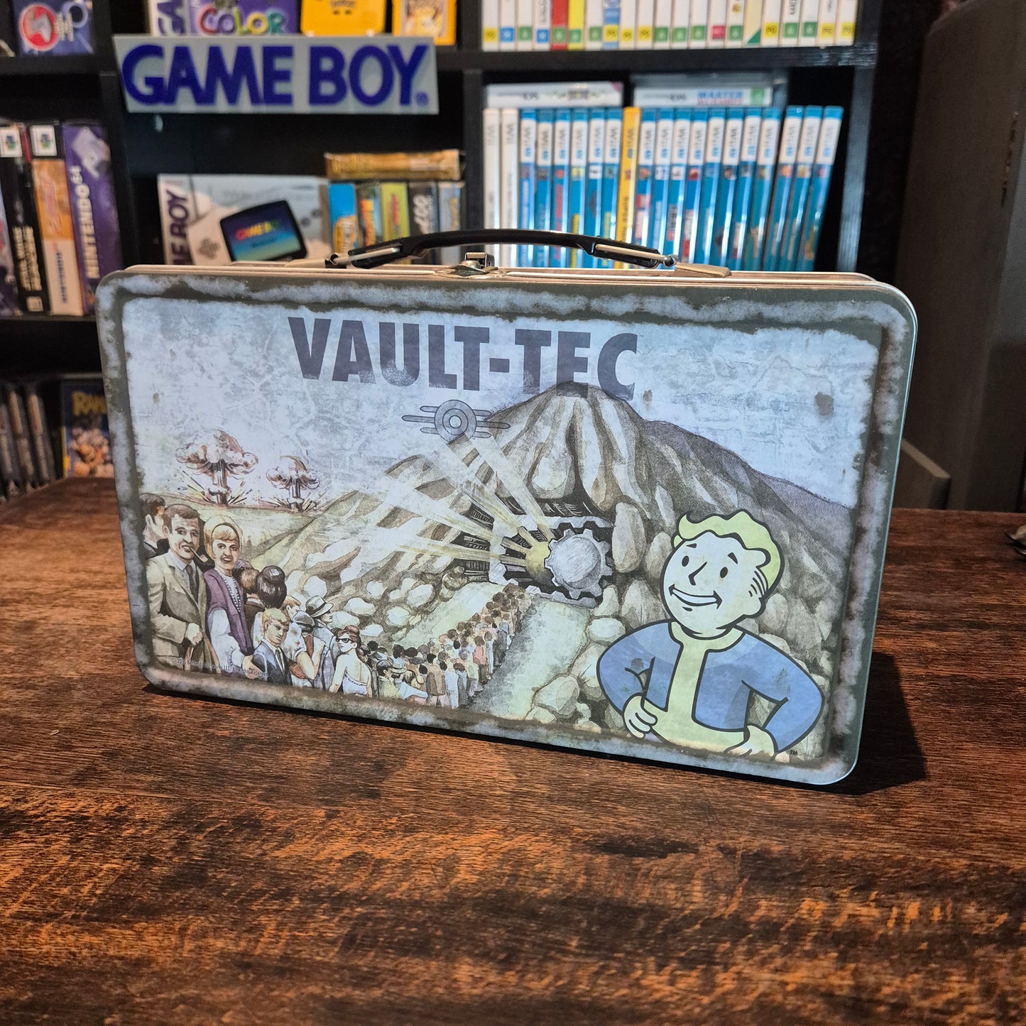 Fallout 4 Vault Tech Metal Lunchbox