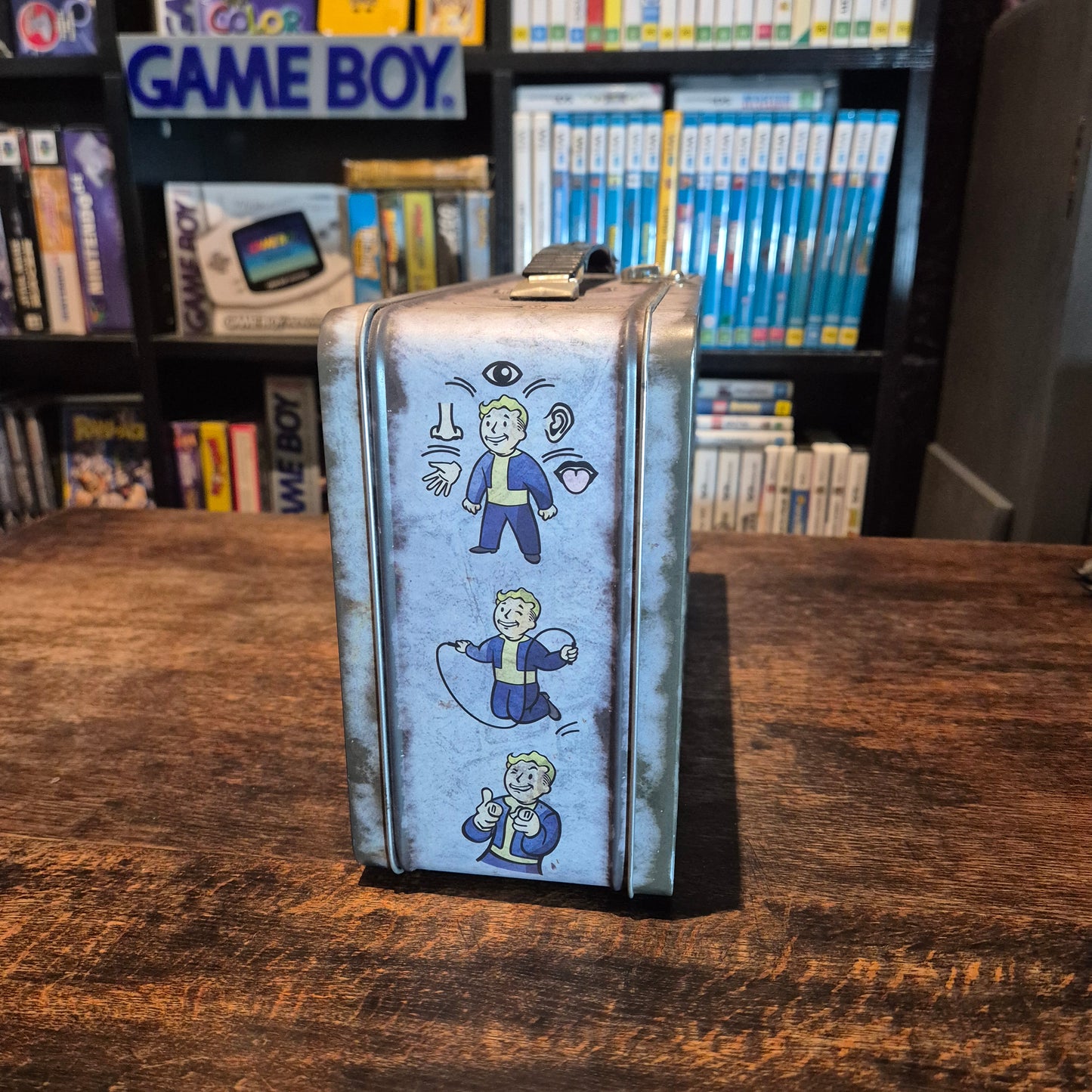 Fallout 4 Vault Tech Metal Lunchbox