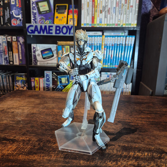 Play Arts Kai Raiden White Armor Ver. Metal Gear Rising Revengeance - Incomplete