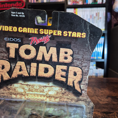 1997 Toy Biz Tomb Raider Video Game Superstars Lara Croft Figure - SEALED