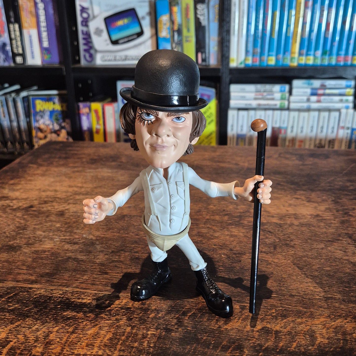 MEZCO TOYZ- CLOCKWORK ORANGE - ALEX DELARGE 6" ACTION FIGURE