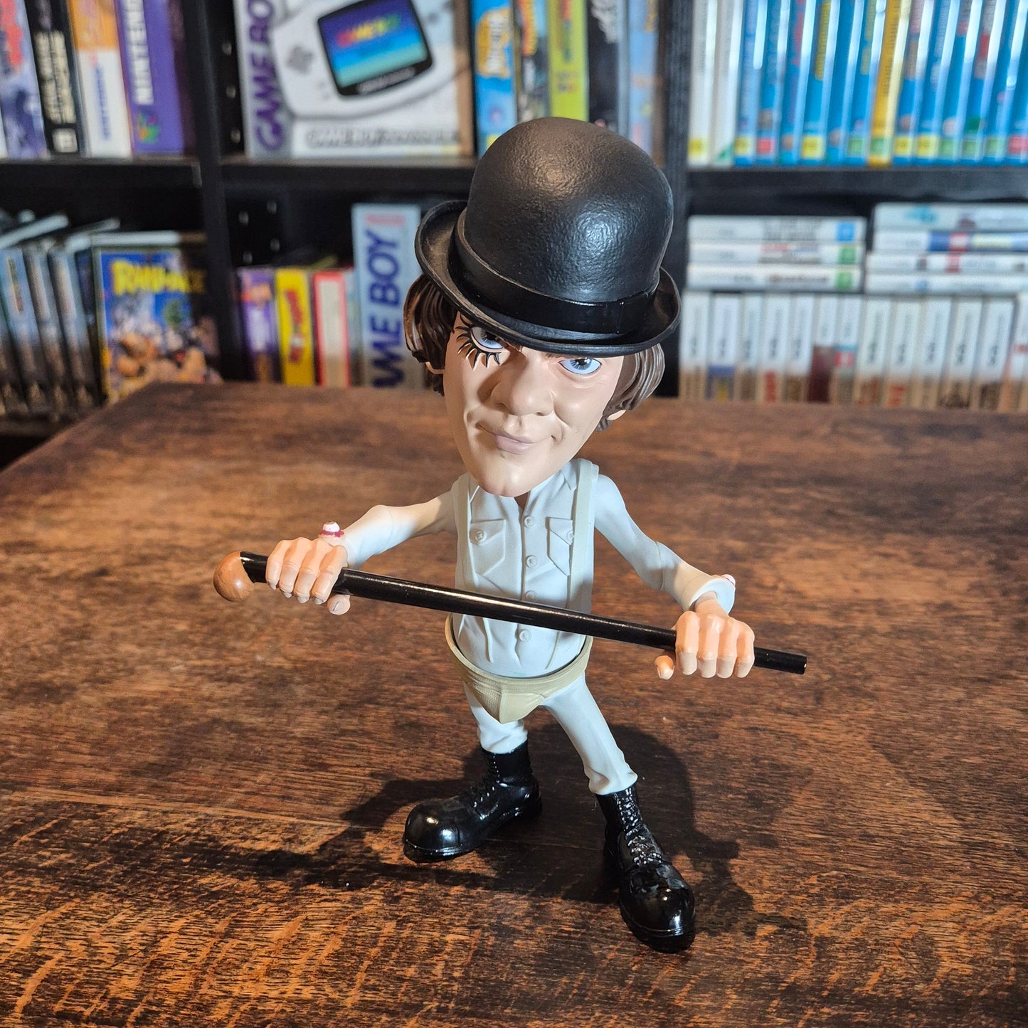 MEZCO TOYZ- CLOCKWORK ORANGE - ALEX DELARGE 6" ACTION FIGURE