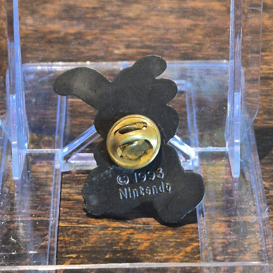 1993 Official Mario Pin