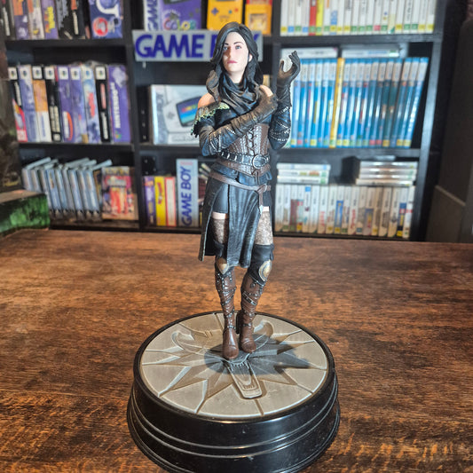 Dark Horse The Witcher 3 Wild Hunt: Yennefer Of Vengerberg 10" Statue