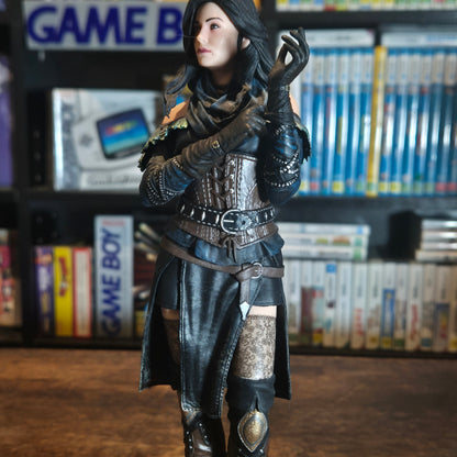 Dark Horse The Witcher 3 Wild Hunt: Yennefer Of Vengerberg 10" Statue